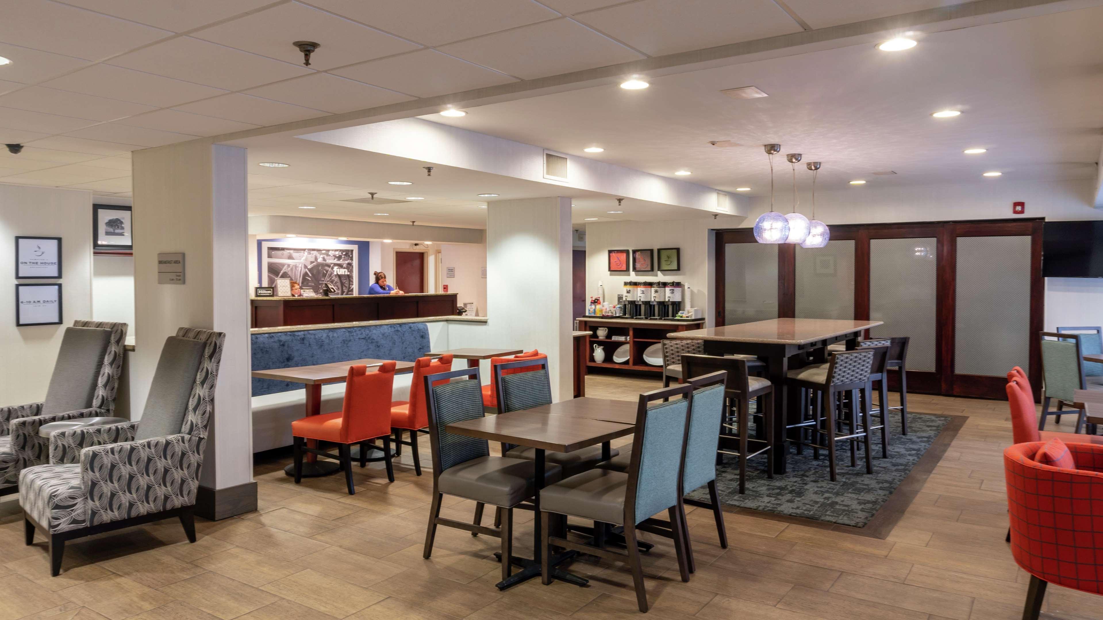 Hampton Inn Рок-Хилл Экстерьер фото