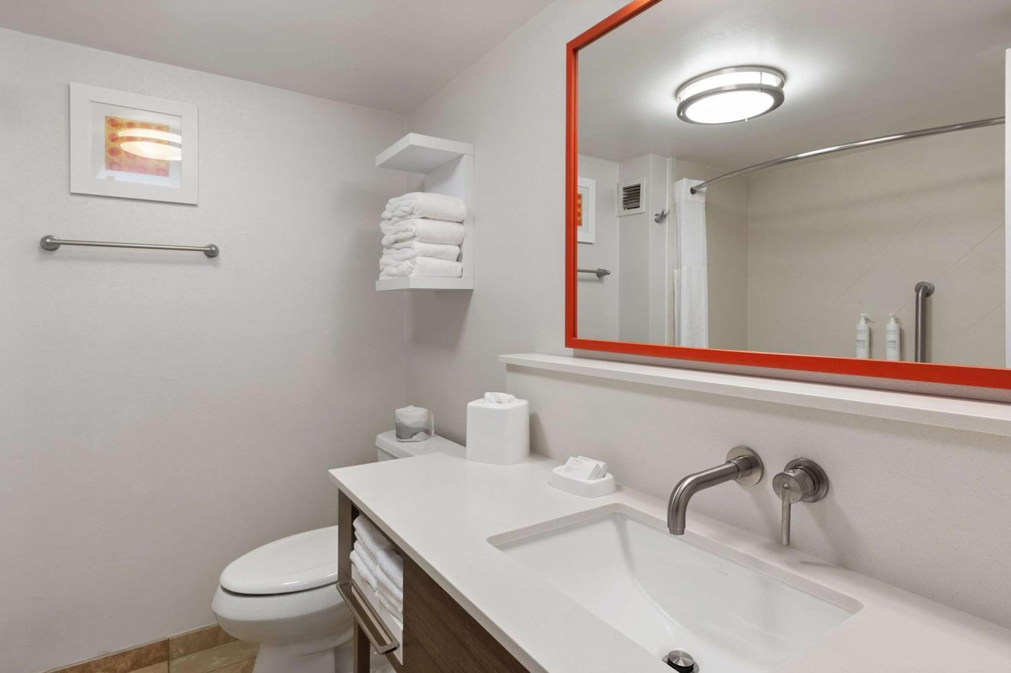 Hampton Inn Рок-Хилл Экстерьер фото