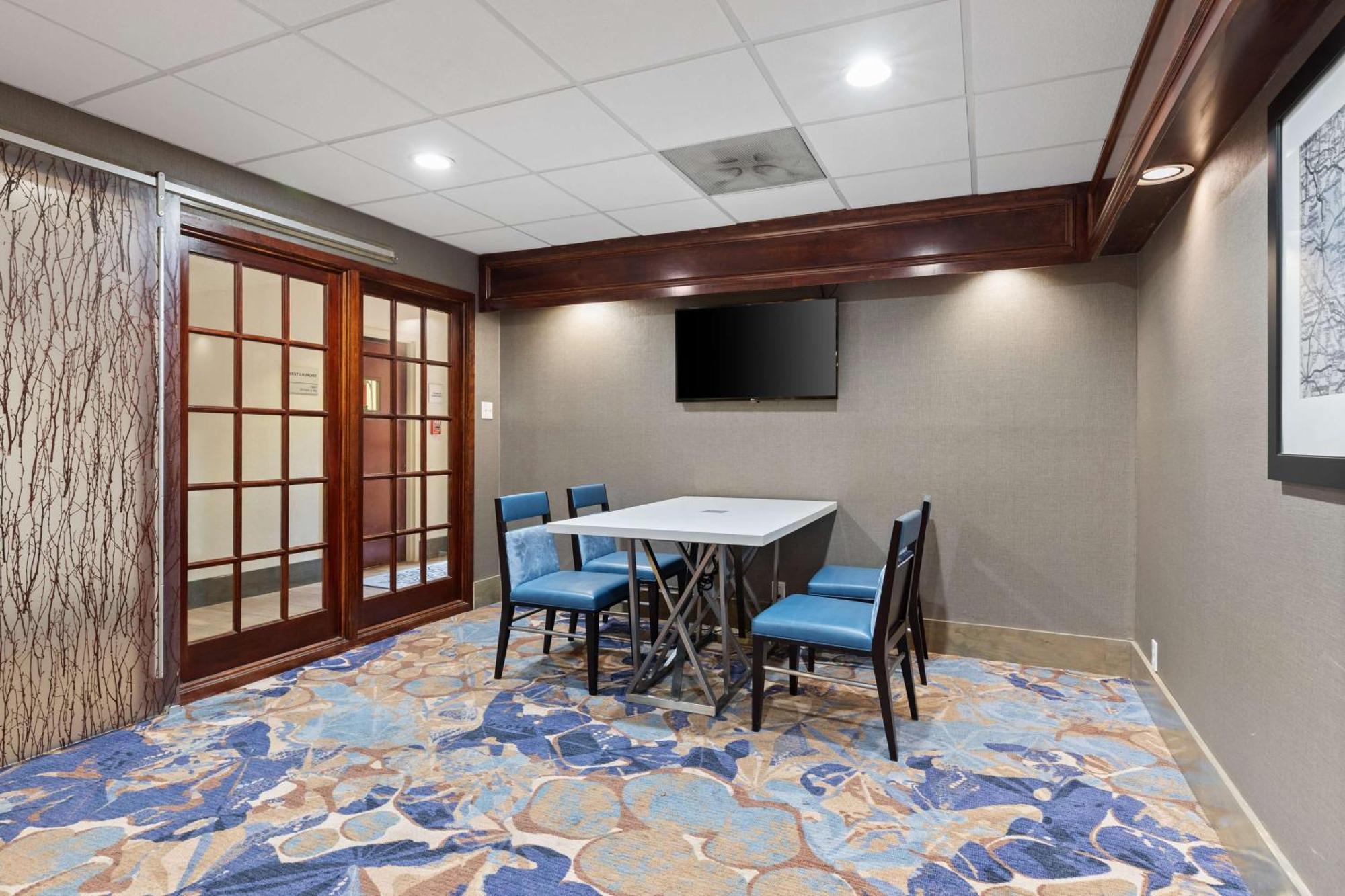 Hampton Inn Рок-Хилл Экстерьер фото