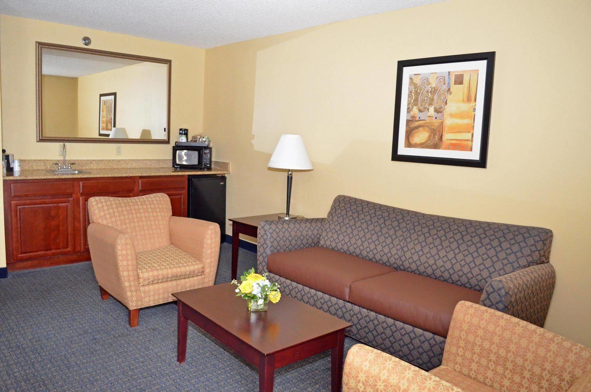 Hampton Inn Рок-Хилл Номер фото
